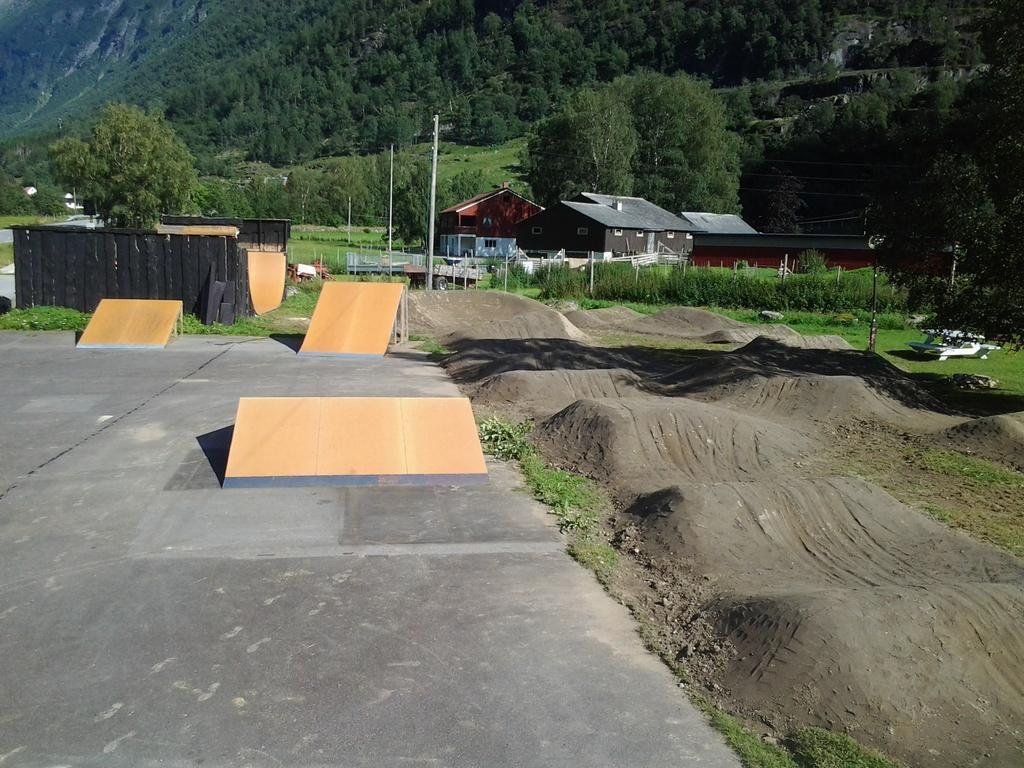 Folven Adventure Camp Hotel Hjelle Bagian luar foto